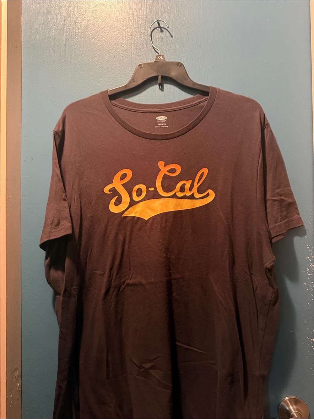 Old Navy Black Men's Short-Sleeve Tee with Orange "So-Cal" Script